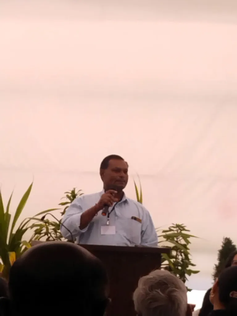 33e7aeb8-53f2-452f-95cf-7462c2be2c31-1