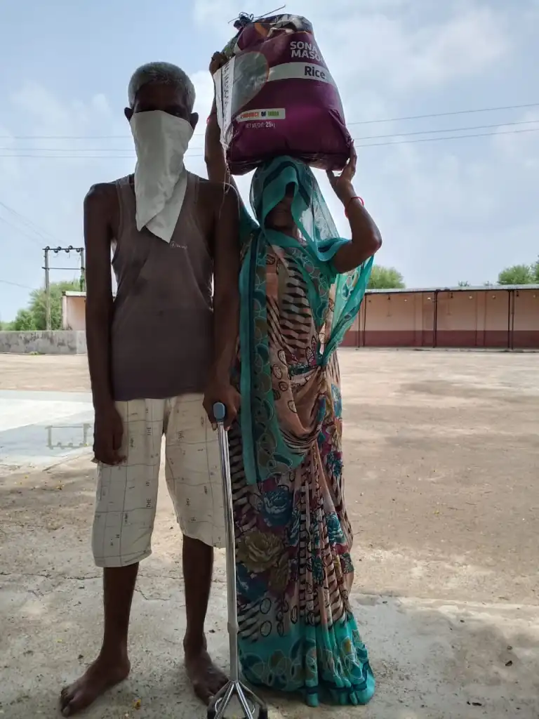 Aid to Migrant Workers in Bihar by Samvet Bhagalpur and PEC in Collaboration Aid India